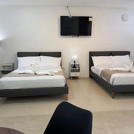 Bavarian Guest House Анхелес Екстериор снимка