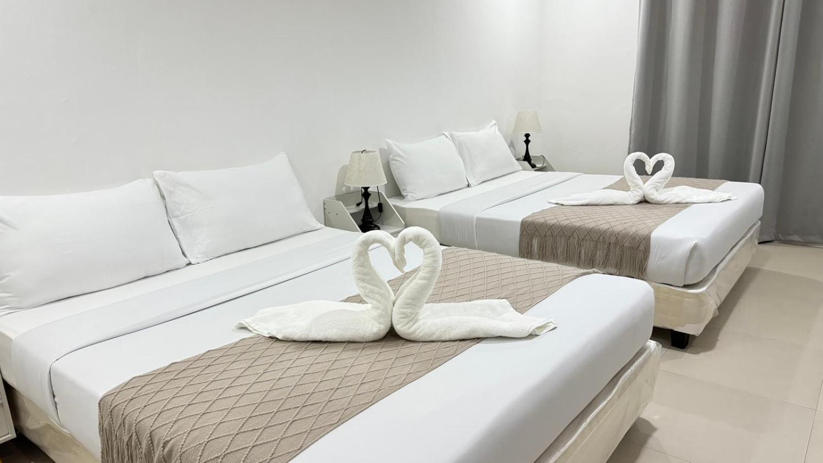 Bavarian Guest House Анхелес Екстериор снимка